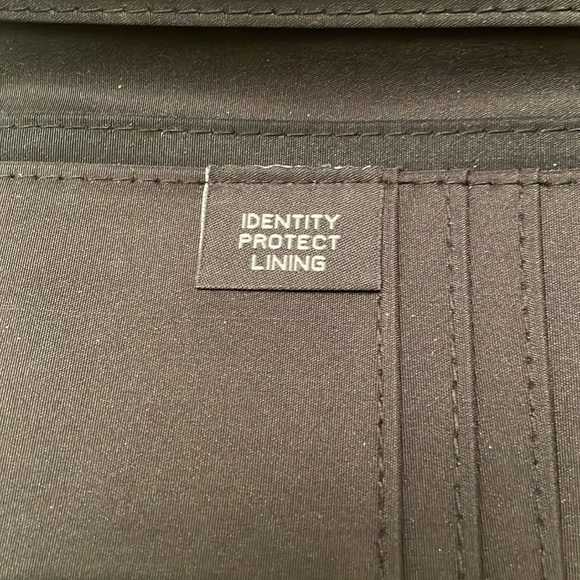 NWT TAHARI Metallic Leopard Animal Print Tab Indexer Wallet Identity Protect - Picture 7 of 13